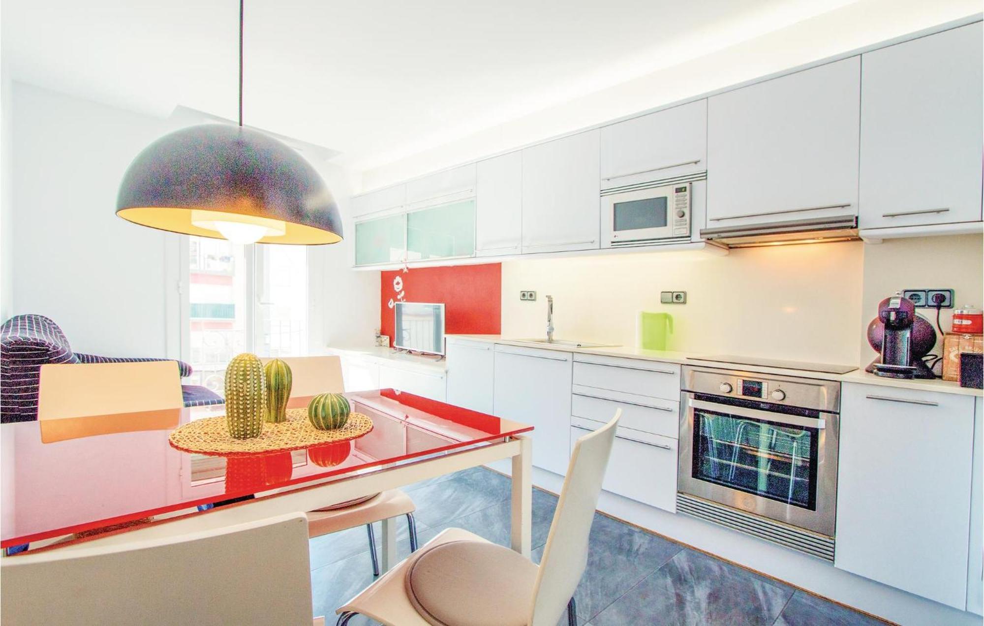 2 Bedroom Cozy Apartment In Blanes Exteriér fotografie